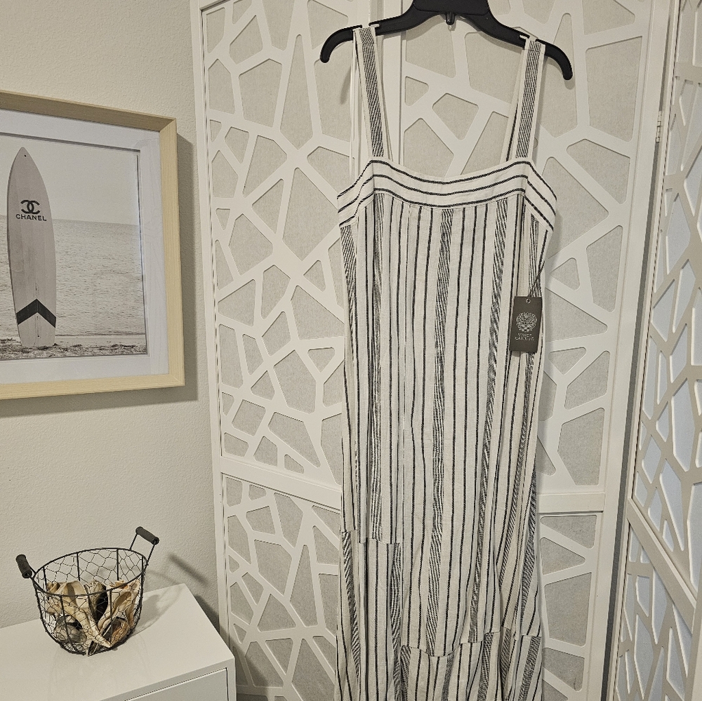 Vince Camuto linen dress size XS ultra white with rich black color stripes